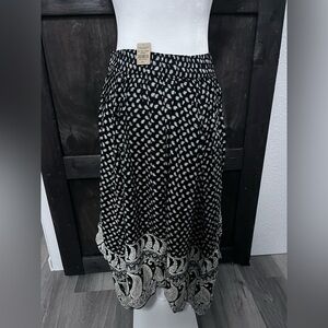 American Eagle Outfitters Black and White Bubble Maxi Skirt